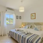 #364 T3 Costa Dourada By Holidays Apartment